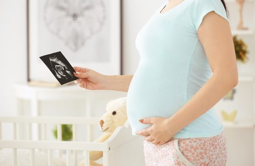 Pregnant women and ultrasound